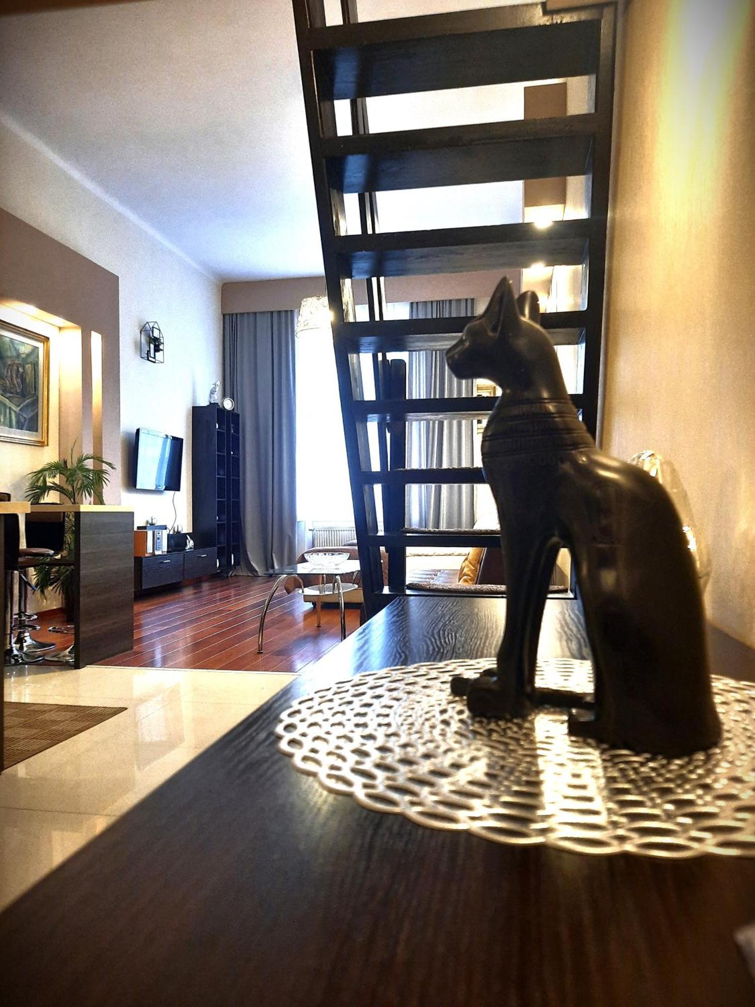 Luxury Senate Apartment Красков Екстериор снимка