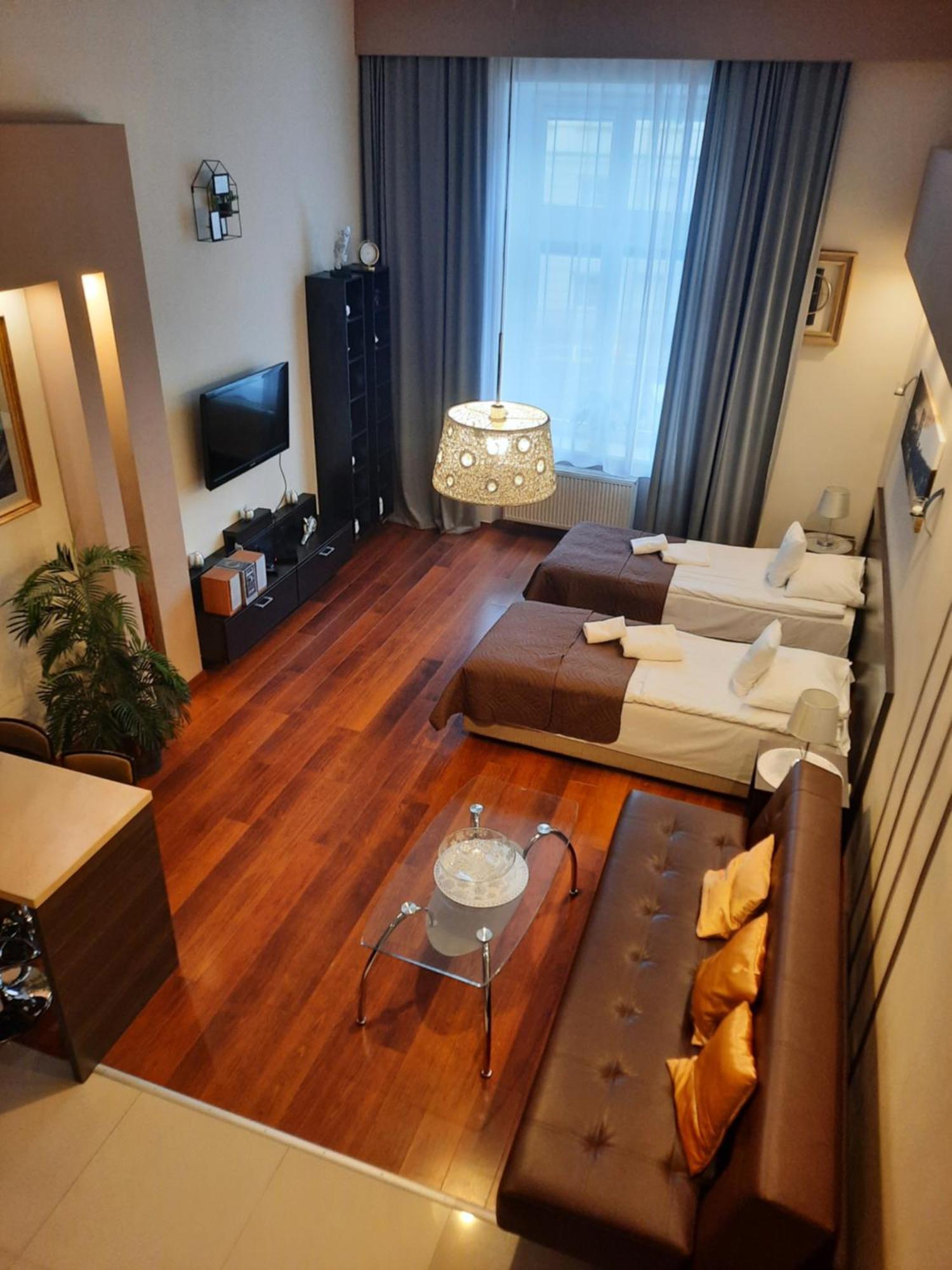Luxury Senate Apartment Красков Екстериор снимка